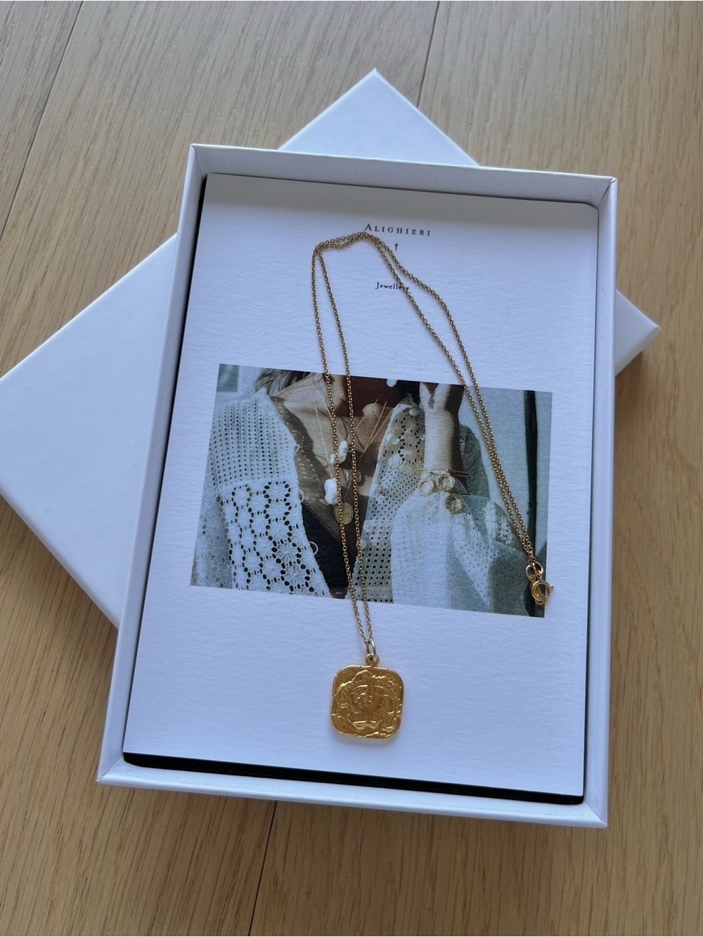 Gold Coin Pendant Necklace - Gold